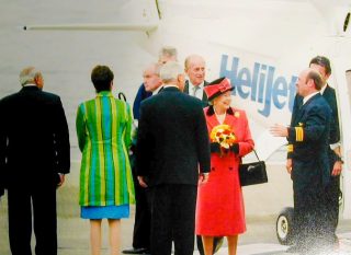 Memories: 
During the Queen’s Golden Jubilee in 2002, #Helijet flight The Queen and Prince Philip, the Duke of Edinburgh, between Victoria and Vancouver. Being a former helicopter pilot, the Prince was quite engaged with our pilots as they experienced the journey.